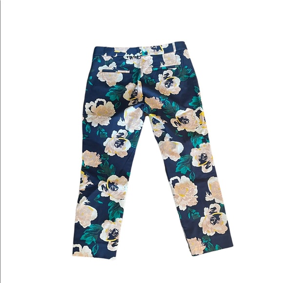 Banana Republic Sloan fit navy floral cotton blend crop trouser pant size 8 - Picture 6 of 10